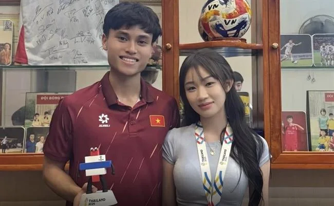 Trải nghiệm người dùng fcb8